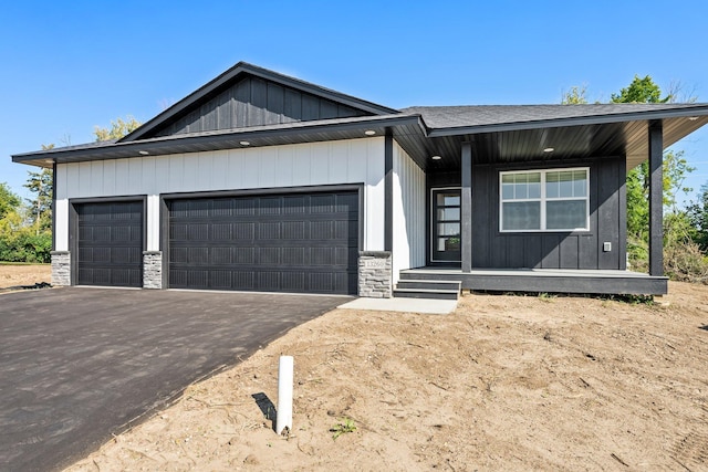 view of front of house with a garage