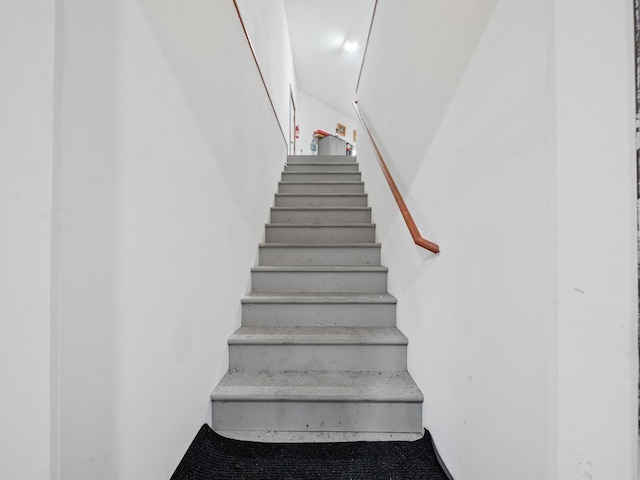 1599 Donway Ct NE, Alexandria, MN 56308 - view of stairway
