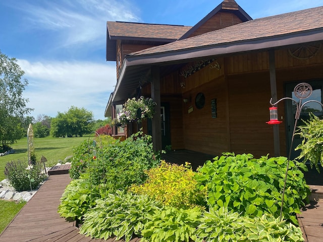view of property exterior