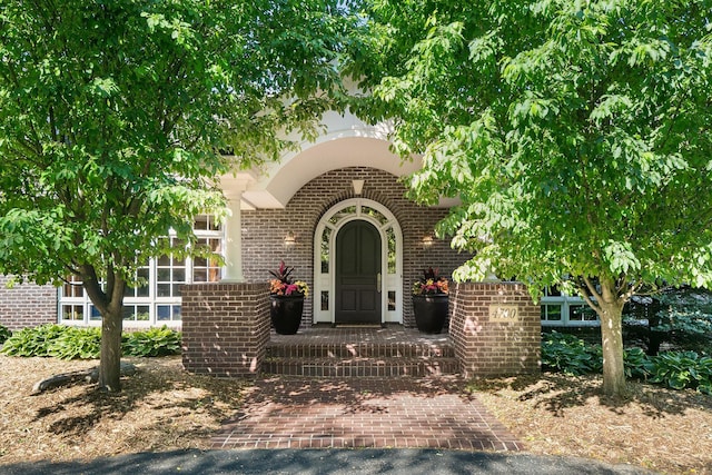 view of property entrance