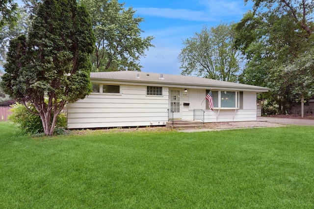 4200 Overlook Dr, Bloomington, MN 55437 - view of front of home with a front lawn