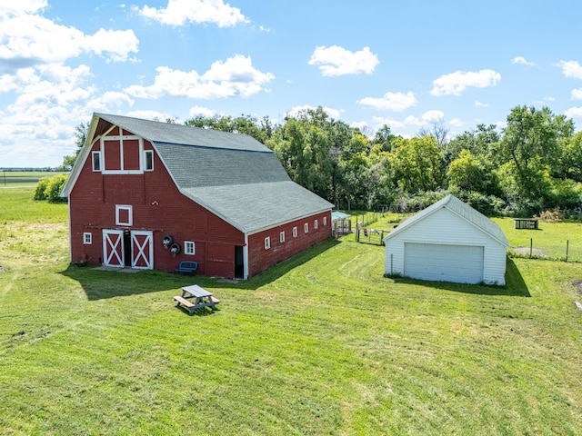 exterior space featuring a rural view