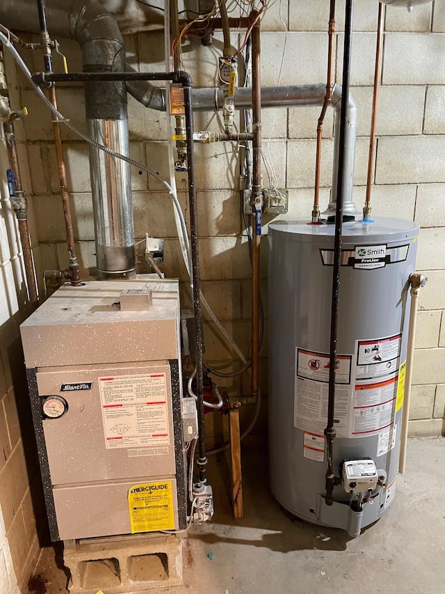 675 10th St, Granite Falls, MN 56241 - utilities featuring water heater