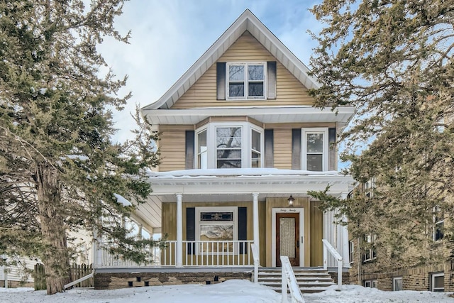 view of front of house with covered porch