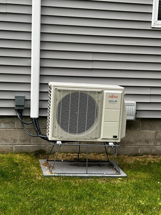 618 Memorial Pl, Dawson, MN 56232 - exterior view of ac unit