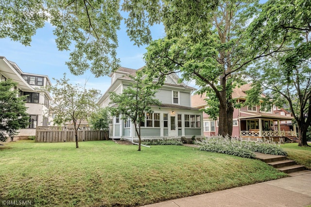 view of front of property with a front yard