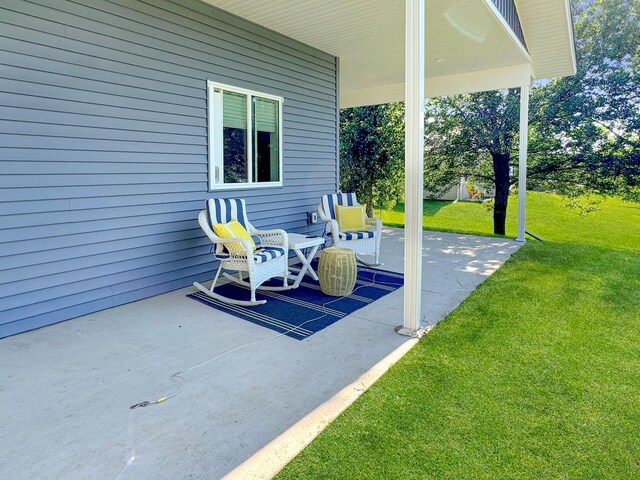 109 Kelsey Ln, Slayton, MN 56172 - view of patio