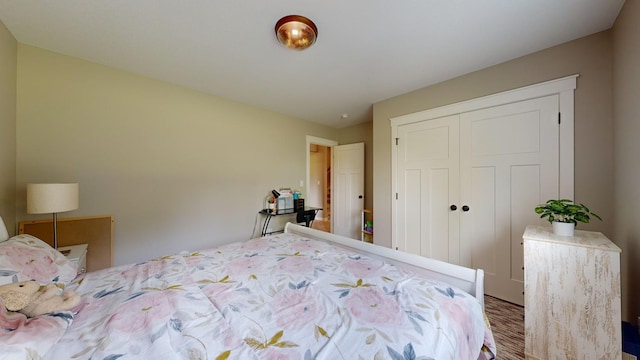 bedroom with a closet