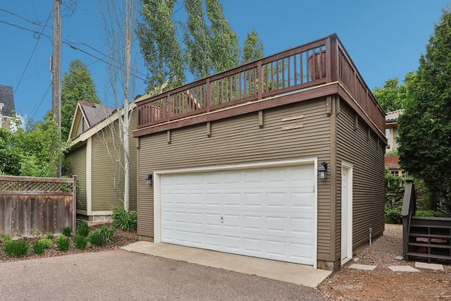 2410 Irving Ave S, Minneapolis, MN 55405 - garage featuring driveway