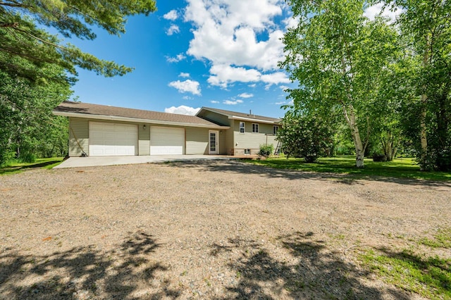 view of front of home featuring a garage