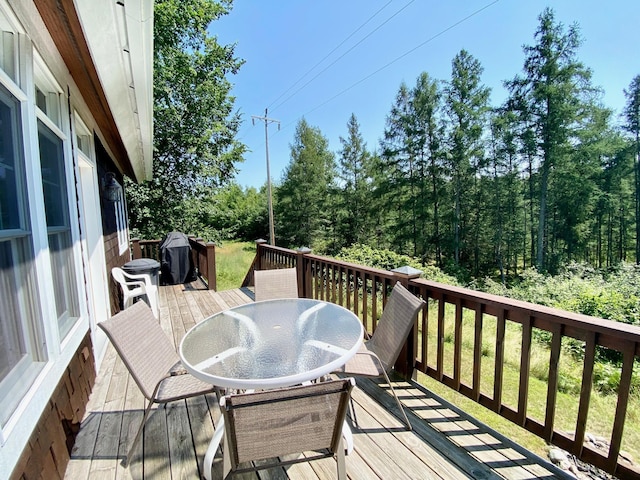 view of wooden deck