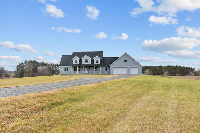 view of front facade featuring a garage and a front yard