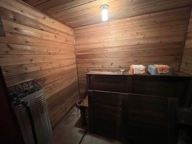 view of sauna / steam room