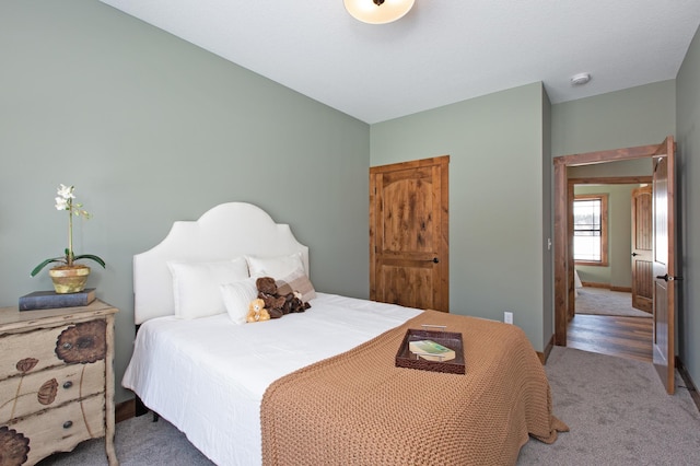 bedroom with carpet flooring