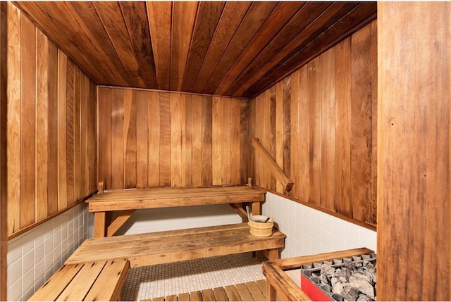 view of sauna / steam room