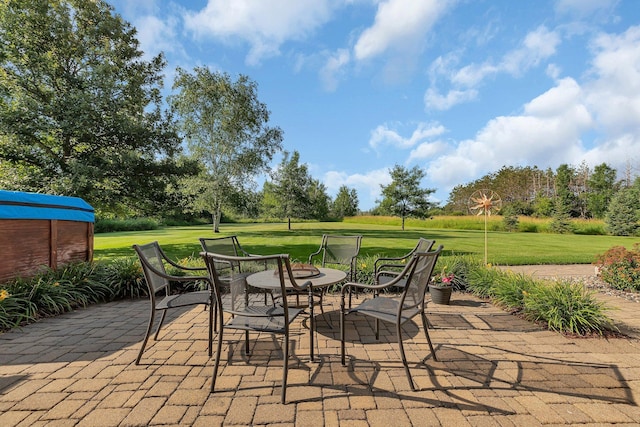 view of patio featuring a fire pit