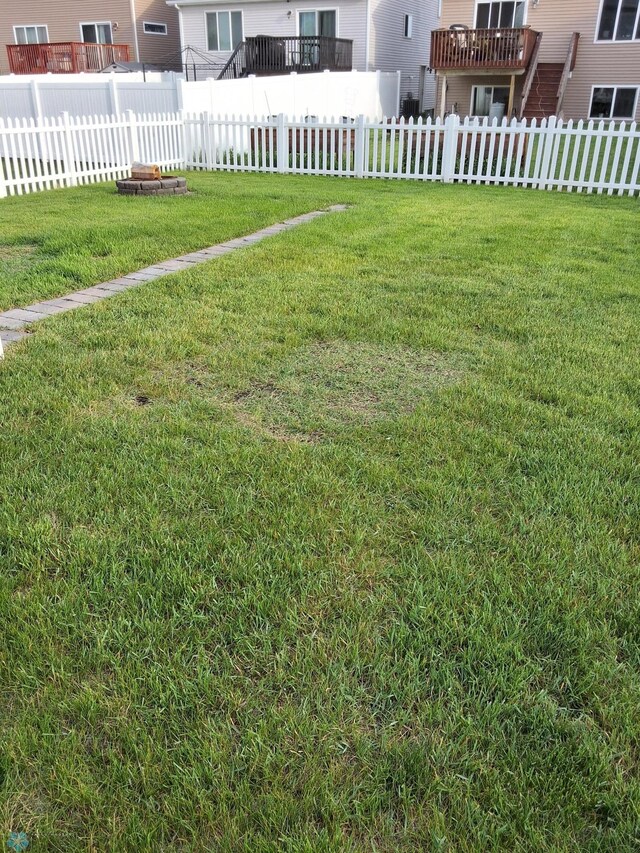 915 30th Ave W, West Fargo, ND 58078 - view of yard