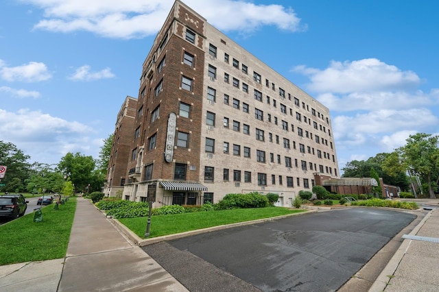 79 Western Ave N Unit 205, Saint Paul, MN 55102 - view of building exterior