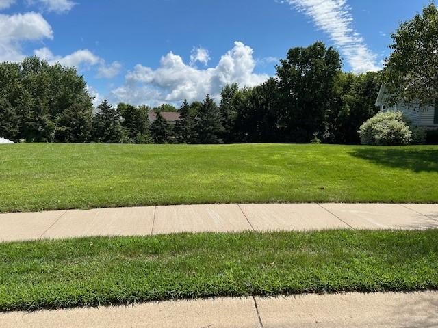 Listing photo 2 for 832 Forest Edge Dr, Jordan MN 55352