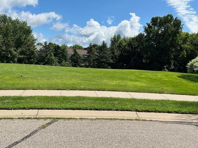 Listing photo 3 for 832 Forest Edge Dr, Jordan MN 55352