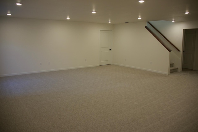 empty room featuring carpet flooring