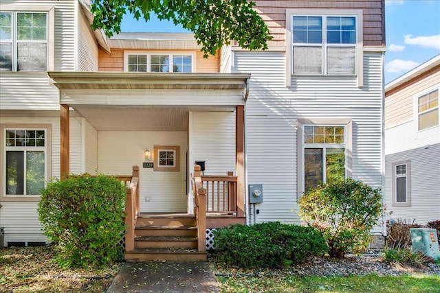 1229 Clarence St, Saint Paul, MN 55106 - view of front of home with a porch
