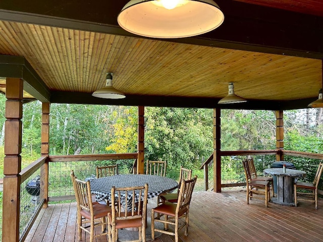 7155 Oak Narrows Rd, Greenwood Twp, MN 55723 - deck with outdoor dining area