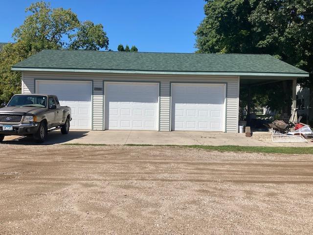 view of detached garage