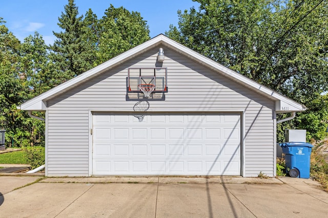 view of detached garage