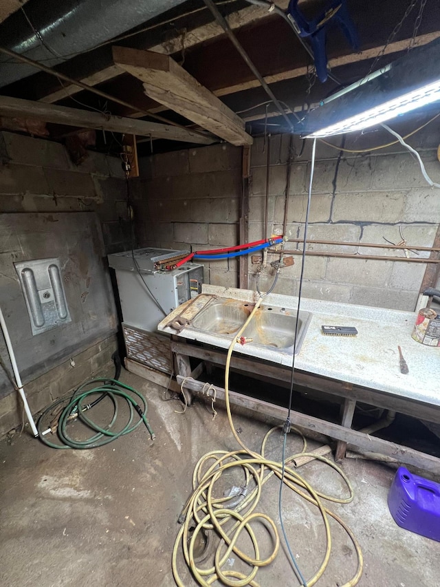 view of unfinished basement