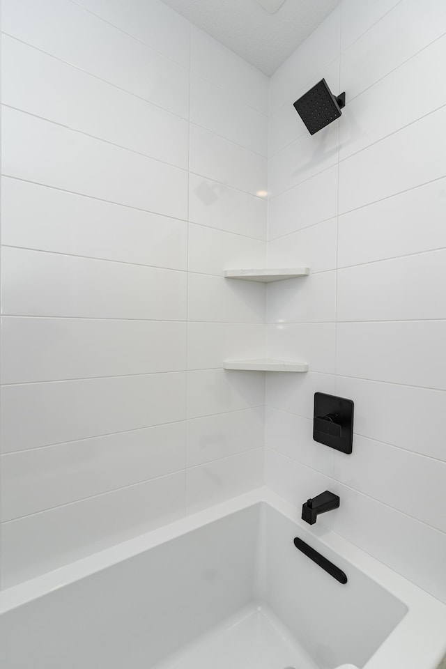2665 Timber Oaks Rd SW, Rochester, MN 55902 - full bath with shower / tub combination