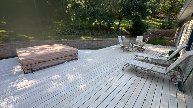 deck featuring outdoor dining space