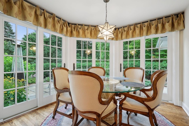 sunroom / solarium with a healthy amount of sunlight