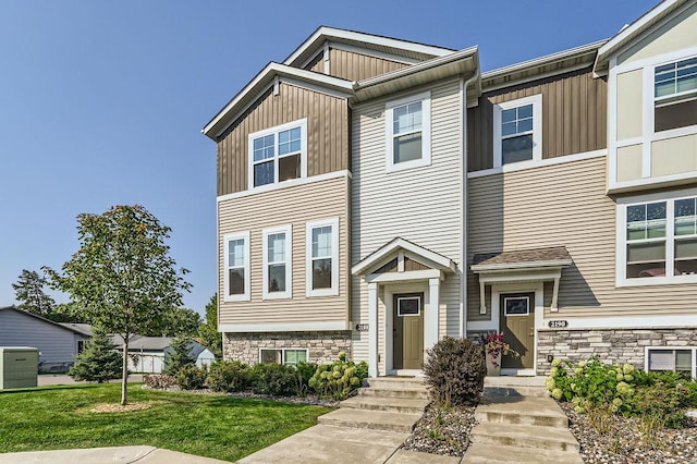 2188 Heritage Ln N, North Saint Paul, MN 55109 - photo 2
