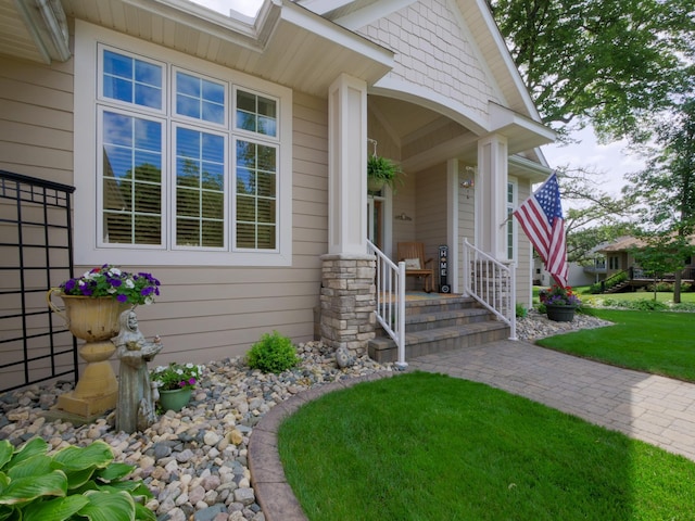 4424 Donway Dr NE, Alexandria, MN 56308 - entrance to property with a yard