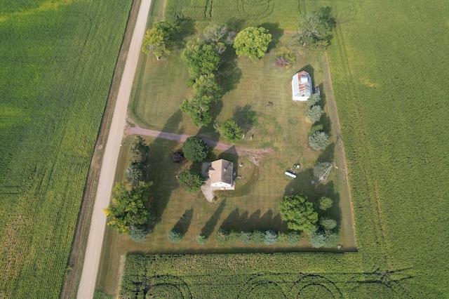 birds eye view of property featuring a rural view