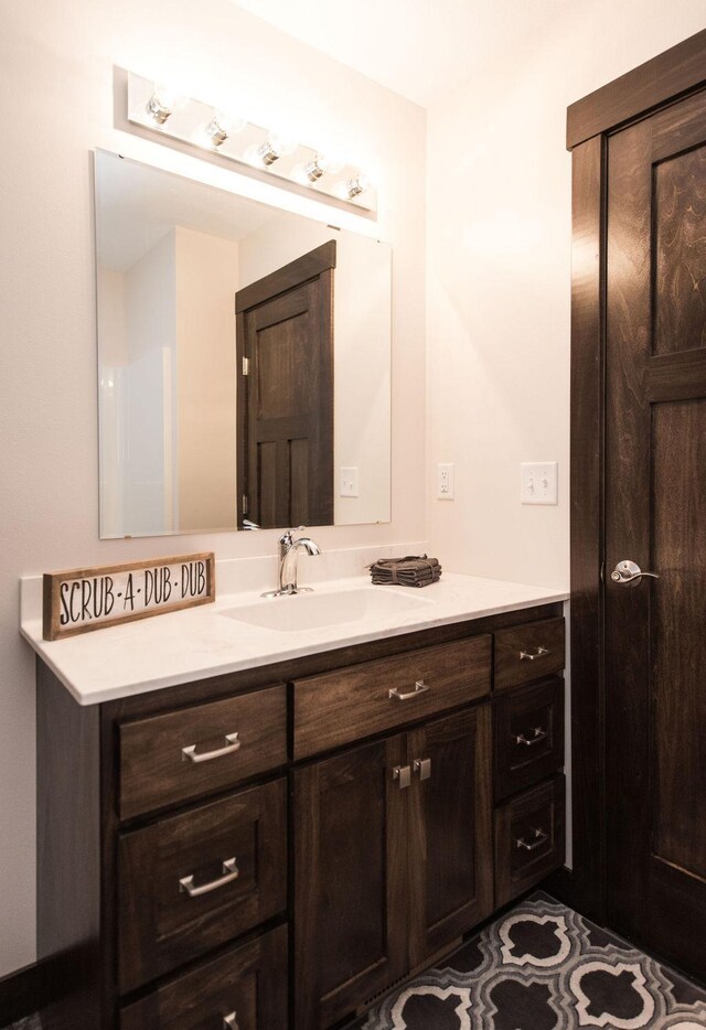 bathroom with vanity