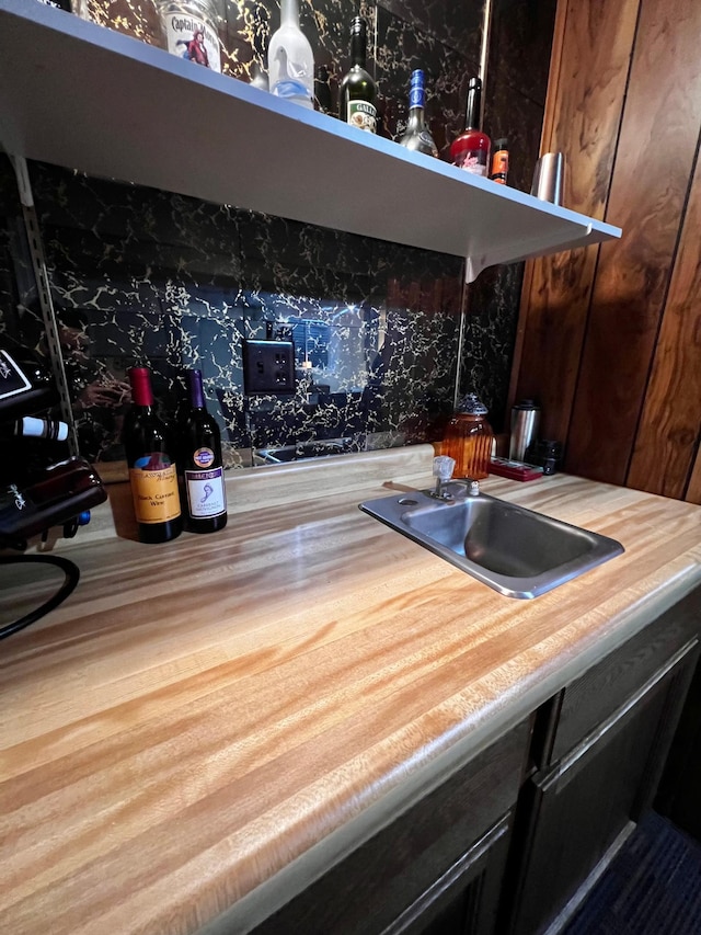 bar with sink