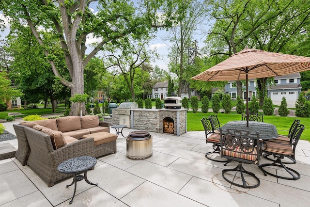 view of patio featuring grilling area and an outdoor kitchen