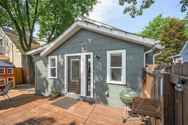 3509 43rd Ave S, Minneapolis, MN 55406 - back of property featuring a deck and an outbuilding