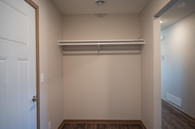 2218 Red Bird Ln, Fairmont, MN 56031 - view of closet