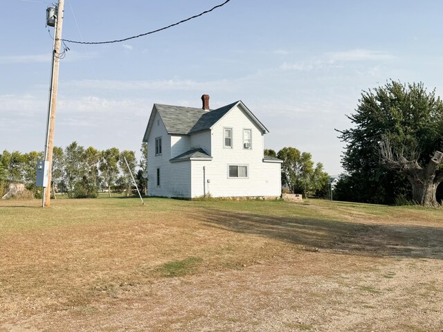 view of side of home