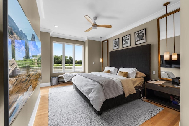 17680 Bearpath Trl, Eden Prairie, MN 55347 - bedroom with crown molding, light wood-style flooring, a ceiling fan, and recessed lighting