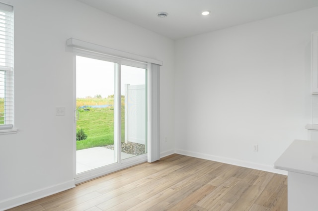 empty room featuring light hardwood / wood-style flooring