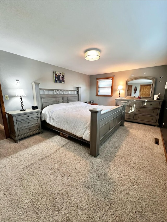 bedroom featuring carpet floors