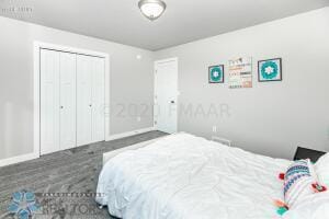 bedroom featuring a closet