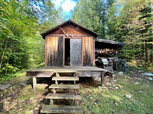 view of outdoor structure
