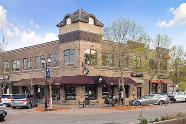 view of building exterior