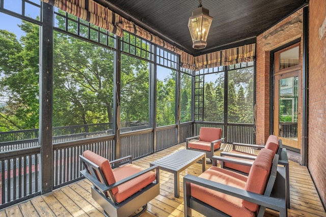 view of sunroom / solarium