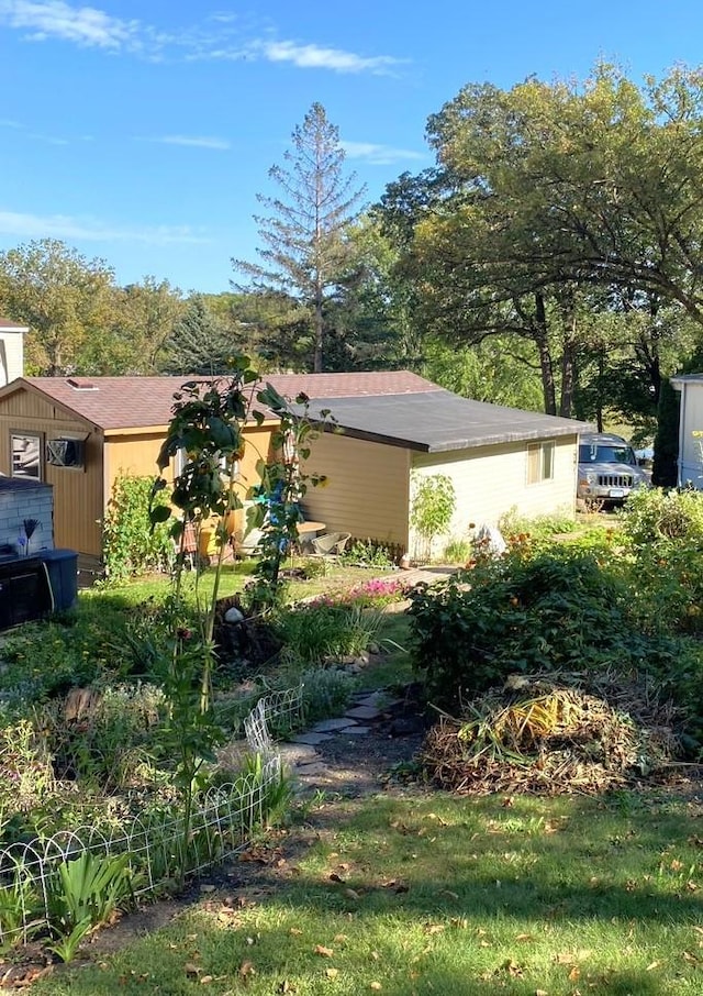 view of home's exterior